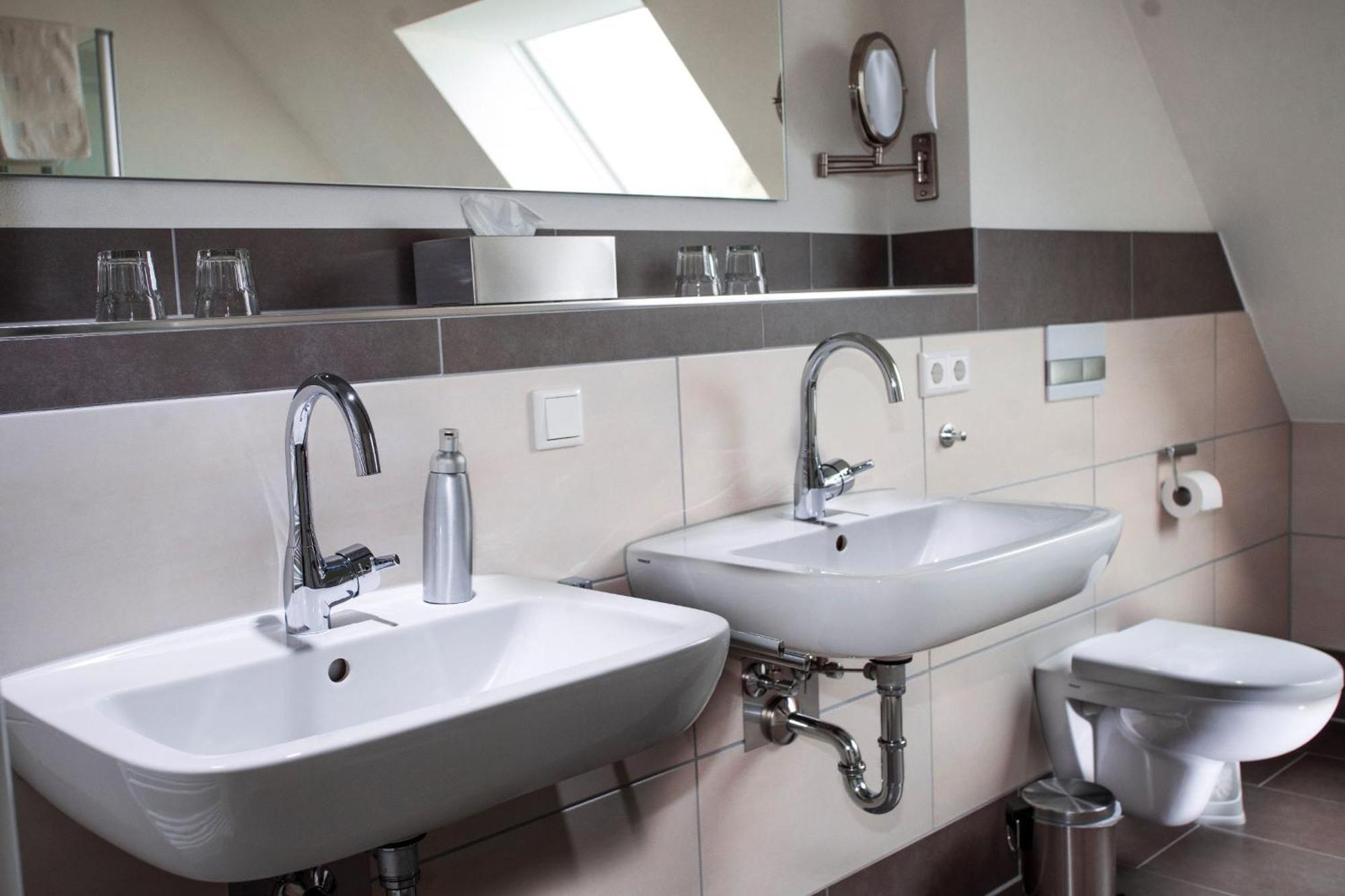 Ferienhaus Wasserfall Bestwig Bagian luar foto